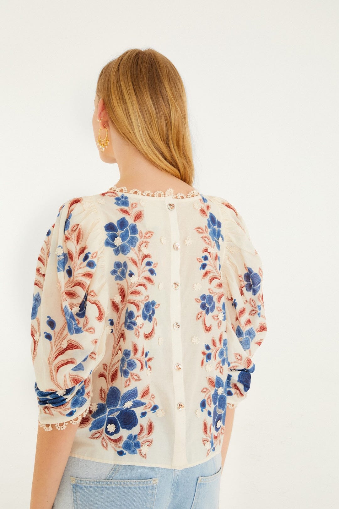 Sand Renata Floral 3d Puff Sleeve Blouse